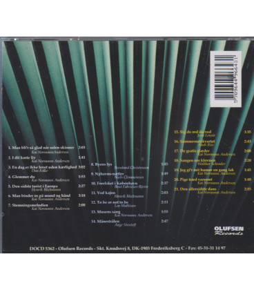 Kurt Larsen spiller danske evergreens - CD - BRUGT